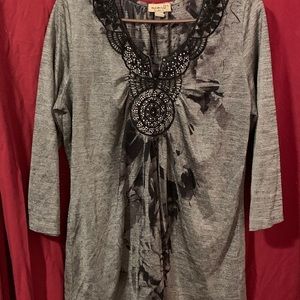 7 Shirts / Tops